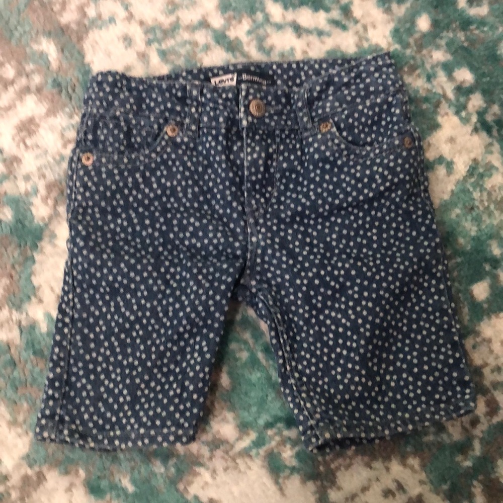 Levi’s little girl Bermuda shorts